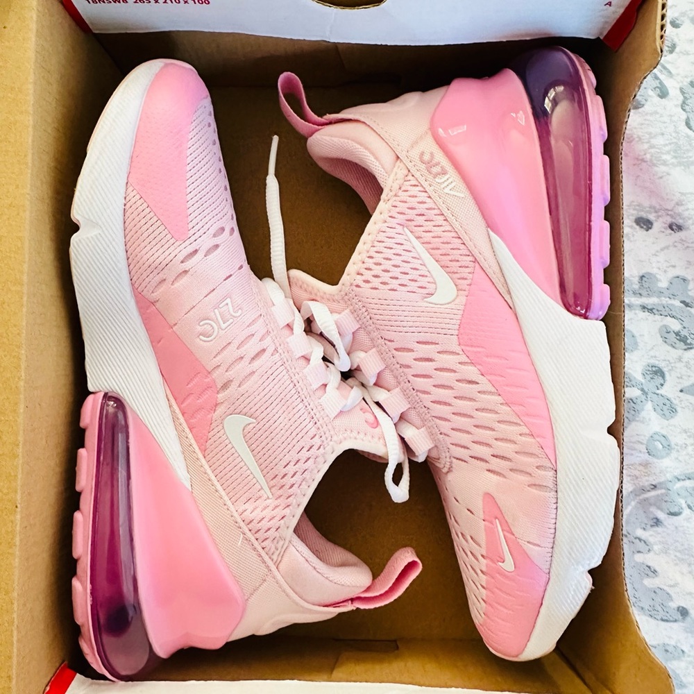 Nike Air Max 270